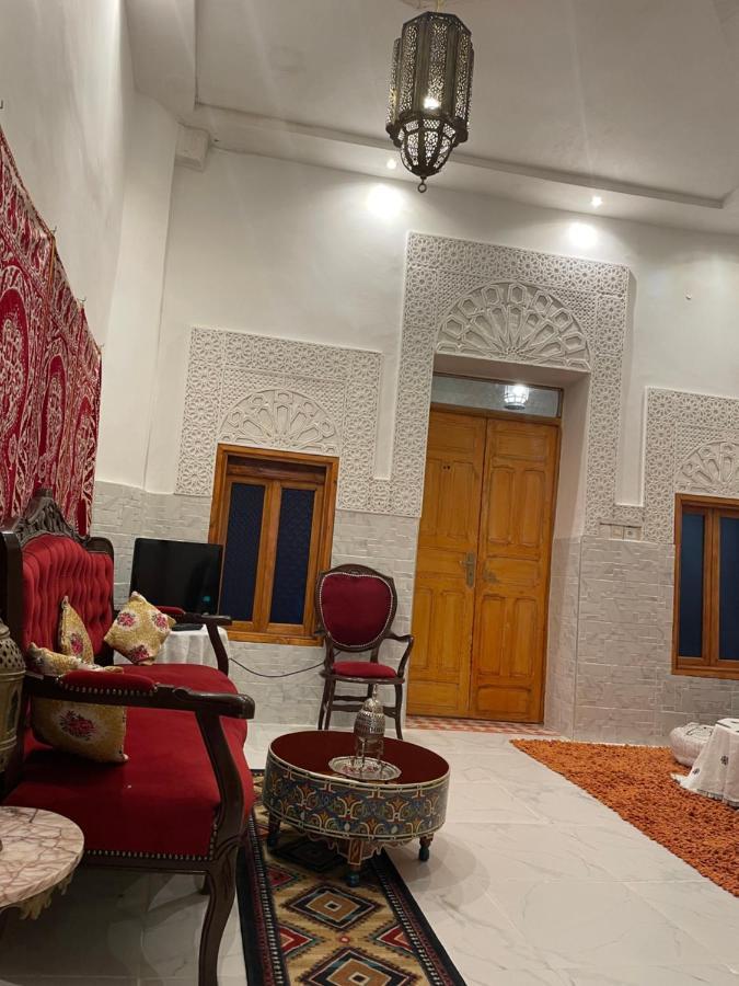 Dar Alkatib Meknes Bed & Breakfast Bagian luar foto